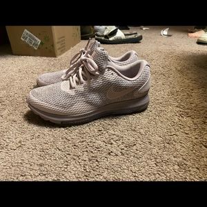 Nike Women's Zoom All Out Low 2 Running Shoe Rose